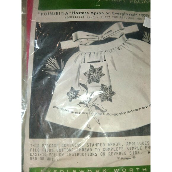 Paragon Needlecraft "Poinsettia" Hostess Apron Kit 100% Cotton Pre-Cut Stamped A - Picture 3 of 11
